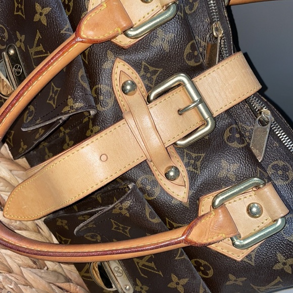 Authentic Louis Vuitton Manhattan GM handbag - Picture 4 of 11